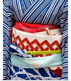 Detail of a geishas sash (obi), Pontocho Modern Kimono, Kimono Obi, Mode Kimono, Traditional Kimono, Colors And Patterns, Mish Mash, Beautiful Kimonos