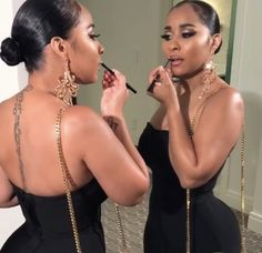 Tammy Rivera Hairstyles, Top Bun With Bangs, Bun Hairstyles Black Women, Swoop Bun Natural Hair, Donut Bun Hairstyles For Black Women, Tammy Rivera Outfits, Natural Hair Bun, Bun Hairstyles For Black Women, Tammy Rivera