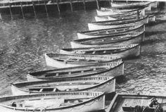 there are many small boats lined up in the water with caption above it that says, i am emergency life boat was supposed to take place