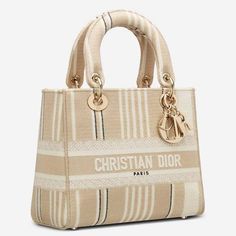 ♔ Christian Dior Lady Dior Medium, Shoes Beige, Dior Logo, Bag Women Fashion, Embroidery Bags, Luxury Purses, Chic Bags, Classic Bags