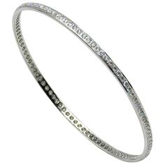 18KT White Gold Diamonds Garavelli Bangle BRACELET One row of white diamonds. 18kt GOLD gr : 12,00 WHITE DIAMONDS ct : 2,72 Cartier Love Bangle, Modern Bangle, White Gold Bangle, Modern Bracelets, Yellow Gold Bangle, Bangle Bracelet Set, Diamond Bangles Bracelet, White Gold Bracelet, Gold Bangle