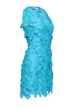 Unleash your inner flower child with Michael Kors' lovely lace dress featuring intricate floral detailing that adds a touch of whimsy to your chic style! Made in a vibrant turquoise hue with studded accents, this flattering A-line dress is guaranteed to turn heads. Pairs perfectly with strappy silver heels and a metallic clutch. Size 00 Shell 100% Polyester Embellishment 100% Aluminum Lined Hidden side zipper Above the knee length V-neckline A-line silhouette Embellished floral appliqués Bust 31 Floral Applique Dress, Silver Strappy Heels, Metallic Clutch, Silver Heels, Floral Applique, Flower Child, Above The Knee, Evening Wear, Passion For Fashion