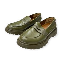 Brand: FRANCO SARTO Style: SHOES FLATS Color: GREEN Size: 6.5 SKU: 101-101161-83103 CONDITION: GENTLY USED Franco Sarto, Flat Color, Personal Shopper, Shoes Flats, Clothing And Shoes, Shoe Accessories, Size 6, Green, Color