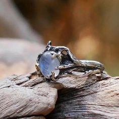 Brand New! Absolutely Stunning Ring Antique Silver Plated Alloy Tree Branch Style Band With Tiny Gold Rose White Moonstone Center Gorgeous Piece! Will Ship Same Day Or Following Business Day Bundle 2 Or More Items And Save 10% Keywords: Accessories Dainty Delicate Jewelry Chic Boutique Boho Modern Minimalist Trendy Unique Quirky Fun Colorful Tree Earthy Trendy Antique Vintage Retro White Opal Moonstone Ring Jewelry Pretty Forest Wedding Ring Engagement Ring Promise Ring Engagement Model, Queen Rings, Branch Ring, Blue Moonstone, Rose Ring, Black Jewelry, New Metal, Gold Flower, Finger Ring