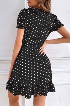 Product Name Black Casual Dot Print Bandage V Neck Short Sleeve Dress Item NO. L942181549 Weight 0.3220 kg = 0.7099 lb = 11.3582 oz Category DRESSES > Short Sleeve Dress Tag CASUAL , V Neck , Print , Short Sleeve , Bandage , Mini , Dot , Short Sleeve Dress , Polyester , Regular sleeve , Regular , Full Print Material Polyester Style Casual Pattern Type Dot, Print Element Bandage Neckline V Neck Silhouette Short Sleeve Dress Sleeve Style Regular Sleeve Sleeve Length Short Sleeve Dresses Length Min Dress Sleeve Styles, Polka Dress, Polyester Dress, Black Dots, Short Sleeve Dress, Waist Dress, Bandage Dress, Dot Print, Wholesale Fashion