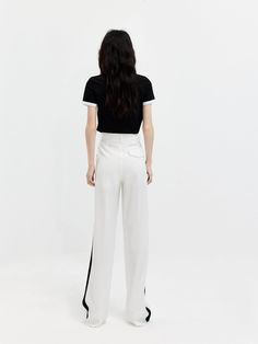 MO&Co. Women's Contrast Trim Suit Pants Features : - Contrast trim design- Wide and Straight leg and side pockets- Belt loops and a zipper and hook closure Code: MBC2PAT009The back length of size M is 107cmMATERIALS & CARE Material: 100% PolyesterOur sizes might be a little different from US/EU sizes. Please refer to the size guide carefully before purchasing at the above description.REMINDER: All items are measured manually. Please note that it's reasonable that there might be minor measurement Trim Design, Suit Pants, Pocket Belt, Trim Detail, Contrast Trim, Size Guide, Straight Leg, Trim, Zipper