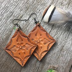 Leather Belt Crafts, Tooled Leather Earrings, Leather Jewelry Diy, Tooling Patterns, Turquoise Western, Veg Tan Leather, Hand Tooled Leather, Caramel Brown, Memphis Tn