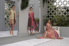 Varying hues of pinks and fuschia, counterbalanced with celadon and vermillion, this cotton net peshwas is crafted with meticulous attention to detail. The handcrafted techniques in traditional zardoze, sequins and gota work pay homage to elegance and magnificence. The net dupatta mirrors the hints of colour through it Pakistani Pishwas, Nameera By Farooq, Mehendi Dresses, Dupatta Bridal, Mehendi Dress, Pakistani Bridal Dress, Lehenga Dupatta, Bridal Mehendi, Pakistani Party Wear