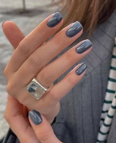 🔥 Fashionable manicure for short and long nails, new nail designs, trends winter 2024 - 2025 photo Milky Nails, Nagel Tips, Smink Inspiration, Casual Nails, Makijaż Smokey Eye, Blue Nail Polish, Blue Nail, Neutral Nails, Nails 2024