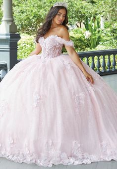 Dazzle all in sight in this fabulous Tiffany Quinceanera dress 26047. Showcasing modest sweetheart neckline, dainty cap sleeves give this gown a whimsical touch. Ultra glam three dimensional floral appliques add a romantic touch, while lavish feathers cascade gracefully onto the ensemble. Quinceanera Dresses Not Puffy, Baby Pink Quinceanera Dresses, Light Pink Quinceanera Dresses, Pink Sweet 16 Dress, Enchanting House, Quinceanera Pink, Pink Sweet 16, Quinceanera Themes Dresses, Quinceanera Collection