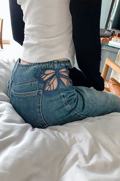 Buy High Waist Butterfly Shaped Hole Jeans Pants from Nada Outfit Land for your outfit of the day. This item is in stock and ready to order. World Wide Shipping Service. Check our Shop for more trendy fashion. Don’t forget to tag and follow our Instagram : nadaoutfitland . Happy Shopping Butterfly Pattern Design, Side Butterfly, Butterfly Jeans, Cut Out Jeans, Jeans Female, Streetwear Korean, Denim Pants Fashion, Slim Straight Pants, Chic Jeans