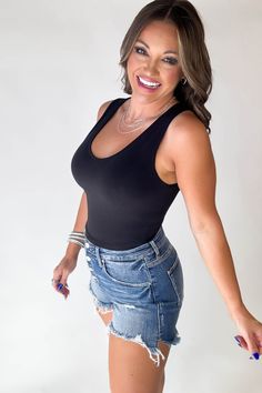 Get ready to look and feel fabulous in our Cotton V-Neck Cropped Cami Top. This fitted top is not only smoothing, but also bra strap friendly, making it perfect for any occasion. Comfort and style all in one, this top will be your new go-to! Fit: She is wearing her true size medium. Fits true to size. If in between sizes, size up. Bra Strap, Cropped Cami, Fitted Top, Cami Crop Top, Beauty Lover, Bra Straps, Cami Top, Womens Haircuts, Cami Tops