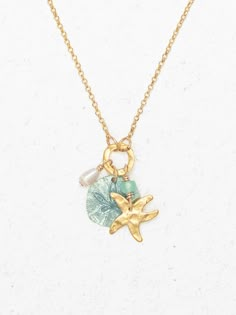 Sandra Necklace: Handcrafted Ocean-Inspired Charms – Holly Yashi Evry Jewels, Beachy Necklace, Surf Jewelry, Beachy Jewelry, Preppy Jewelry, Jewelry Accessories Ideas, Dope Jewelry, Classy Jewelry, Jewelry Essentials