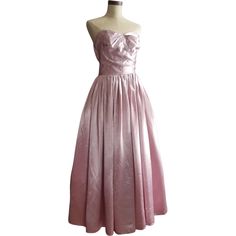 40's Satin Sweetheart Strapless Dream Gown – Clothing – Thrilling Elegant Fits, Dream Gown, Dresses Elegant, Vintage Boutique, Dress Collection, Full Length, Bridesmaid Dresses, Prom Dresses, Prom