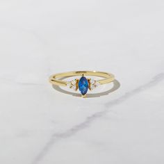 Sapphire Marquise Ring Sapphire Marquise Ring, Gold Marquise Ring, Marquise Sapphire, Gold Sapphire Ring, Saphir Ring, Marquise Ring, Ring Marquise, Zierlicher Ring, Ruby Sapphire