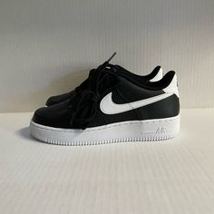 Nike Air Force 1 One Low Gs Black Pebbled Leather White Ct3839-002 7y= Women 8.5 Nike Air Force 1 Leather White Sole Sporty, Nike Air Force 1 Casual Leather Sports Shoes, Nike Air Force 1 Leather Sneakers With Contrast Sole, Casual Nike Air Force 1 Low-top Leather, Nike Air Force 1 Leather Lace-up, Nike Air Force 1 Black With Branded Insole, Black Nike Air Force 1 With Round Toe, Nike Air Force 1 Leather For Sports, Nike Air Force 1 With White Sole And Perforations