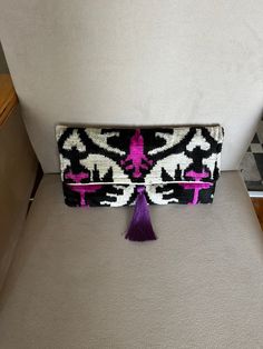 This uzbek patchwork clutch bag with tassel  will make a great birthday gift for the ladies in your family. It combines the modern and traditional, the practical and artistic. Use it as an accessory that will turn heads and make every outfit stand out. The bag is decorated with a fashionable tassel.Put your keys, phone and some special secret things in it and you'll complete that chic look you need for that big occasion or long-awaited party.  Who is this clutch for?  Everyone, really. Wholesale Rectangular Evening Bag With Tassels, Rectangular Tassel Clutch For Parties, Rectangular Party Clutch With Tassels, Formal Clutch With Tassels, Rectangular Tasseled Clutch As Gift, Patchwork Clutch, Bag With Tassel, Velvet Clutch, Wedding Parties