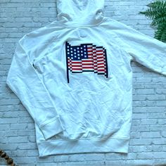 Bricktown World Paris Blessed Citizen Usa Hoodie - New With Tags! - Men's Us Medium / M / European Large / L - White Color Way - Beautiful American Flag Embroidered On Back - Citizen Usa Lettering On Front - Hoodie Pocket On Front - Excellent Quality Hoodie - Great Patriotic Staple Piece For Your Capsule Wardrobe - Classic, Streetwear, Athletic, Athleisure, Comfy, Cozy - Great Piece For Fall And Winter - Measurements Are Approximately 21'' X 28.5'' X 26'' (Shown In Photos) - Made In Bangladesh - Casual White Sweatshirt With American Flag Print, Streetwear Athletic, Nike Hoodie Men, Eagles Sweatshirt, Obey Hoodie, Usa Hoodie, Hoodie Pocket, American Flag Hoodie, Classic Capsule Wardrobe