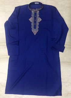 Best Traditional Ethnic Linen Embroidered Kurta.  Made of 100% Pure Linen Solid Fabric.  DETAILS Fabric - Blue : 100% Pure Handloom matka Cotton Straight Kurta With Full Sleeves. Color - Royal Blue  Manual Machine Embroidery White Stripe:  Fabric : 100% Pure Handloom Cotton  Straight Kurta With Full Sleeves. Color - Royal Blue  Manual Machine Embroidery. Colour : Customise  Size Chart S - Length 42''/ Chest 20''/ Sleeve Length 24 1/2''/ Bicep 9''/ Armhole 9 1/2''/ Shoulder 18" M - Length 42''/ C How To Look Rich, Jamdani Saree, Stripe Fabric, Shades Of Gold, Straight Kurta, Colour Star, Banarasi Sarees, Mens Costumes, Full Sleeves