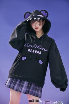 デビルベアフーディポケットスリーブトレーナー・デビルベアキャットスリーブジップアップパーカー - Belchic Cute Black Hooded Top, Oversized Hoodie Cute, Kawaii Cardigan, Hoodie Pocket, Bear Cat, Fleece Cardigan, Perfect Cardigan, Hoodie Cute, Old Fashion Dresses