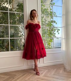 Sweethearts Dance, Matoshi Dress, Teuta Matoshi Dresses, Teuta Matoshi, Bouquet Dress, Flower Prom Dress, Burgundy Prom, Prom Dresses With Pockets, Fantasy Clothes