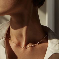 Dainty Pearl Choker Necklace Necklaces Elegant, Jewelry Prom, Dainty Pearl Necklace, Prom Accessories, Long Pearl Necklaces, Simple Pearl, Sparkle Jewelry, Pearl Choker Necklace, Necklace Crystal