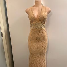 Women Junior Gold Lace Sequins Bodycon Mermaid Maxi Dress Size (S) Sleeveless Zipper Back 97% Polyester 3% Spandex Sleeveless Fitted Mermaid Prom Dress, Fitted Sleeveless Mermaid Prom Dress, Elegant Fitted Sleeveless Mermaid Dress, Gold Sleeveless Fitted Evening Dress, Sleeveless Lace Bodycon Dress, Fitted Sleeveless Glamorous Mermaid Dress, Glamorous Fitted Sleeveless Sequin Dress, Glamorous Fitted Sleeveless Midi Dress, Glamorous Sleeveless Fitted Mermaid Dress