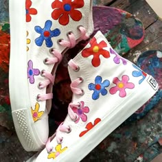 "⭐ FREE SHIPPING ⭐ Step into the world of art with these flower painting high top sneakers! Perfect for teen girls with a love for creativity, these sneakers make for a great gift idea for a daughter's birthday or for a niece's special occasion. These artistic sneakers not only offer a unique and personalized touch but also offer both comfort and style for any casual occasion, whether it be a teen girls' trip or a day out with friends. Available in a range of shoe sizes for both kids and adults, Painted Converse, Girls Trip Gifts, Gifts For Daughter, Painted Sneakers, Unique Sneakers, Hand Painted Shoes, Shoe Art, Unique Gift Ideas, Painted Shoes