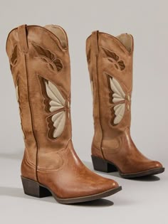 Introducing the Butterfly Mariposa Boots by Matisse. These unique boots are western-inspired with a delicate butterfly embroidery pattern. The stacked heel and pointed toe add a touch of femininity, while the durable construction ensures they'll last season after season. Boots For Church, Western Inspired Boots, Business Casual Cowgirl Boots, Boots And Lace Theme Party, Butterfly Boots Cowboys, Cowboy Boots Butterfly, Cowgirl Boot Design, Butterfly Cowgirl Boots, Western Feminine Aesthetic