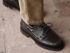 Velasca | Brown genuine leather boat shoes with a Vibram sole Leather Boat Shoes, Outfit Uomo, Classic Clothing, Classic Outfits, Lug Sole, Boat Shoes, Dark Brown, Genuine Leather, In Italy