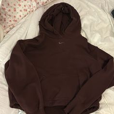 Nike Hoodie Xs Fits Like A Small Though Never Worn Brown Nike Hoodies, Nice Hoodies For Women, Nike Hoodie Colors, Winter Sports Brown Sweatshirt, Nike Hoodie With Adjustable Hood For Fall, Nike Top With Adjustable Hood For Fall, Nike Hoodie With Drawstring Hood For Fall, Nike Hoodie With Double-lined Hood For Fall, Nike Fall Hoodie With Double-lined Hood