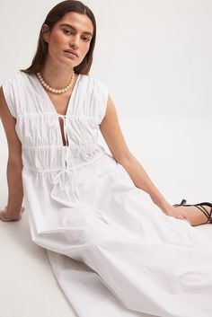 Tie Chest Detail Maxi Dress White | NA-KD Knitted Maxi Dress, Maxi Dress White, Low Waist Jeans, Dress Beige, Summer Wedding Dress, Sleepwear Sets, Maxi Knit Dress, Summer Maxi, Wedding Guest Dress Summer