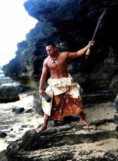 Tongan Warrior Guam Culture, Tongan Culture, Tonga Island, Polynesian Men, Samoan Tattoo, Polynesian Culture, Island Style, Tonga, Oahu Hawaii