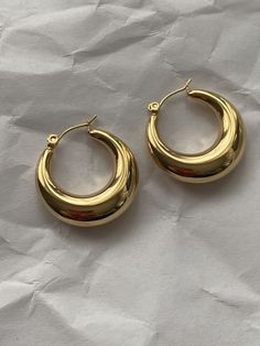 خواتم خطوبة, Chunky Gold Hoop Earrings, Jewelry Essentials, Fancy Jewelry