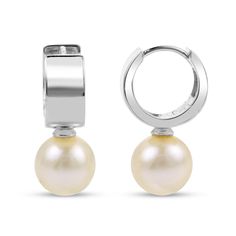 Add modern flair to your weekend looks with these freshwater cultured pearl huggie hoop drop earrings in silver. Crafted in sterling silver Each earring features a lustrous 7.5-8.0mm freshwater cultured pearl drop. The polished wide hoop above adds a chic touch. These earrings secure with hinged backs. Walker For Seniors, Hoop Drop Earrings, Solitaire Earrings, Sterling Silver Drop Earrings, Earrings Hoop, Pearl Types, Huggie Earrings, Huggie Hoop Earrings, Silver Drop Earrings