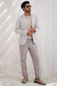 Featuring a grey blazer in pure linen base with plaid checks. It is paired with trousers. #Perniaspopupshopmen #menswear #ethnic #whatiworewastrending #ppuslove #blazerset #purelinen #outing #party #casuallook #casualwear Grey Blazer, Plaid Blazer, Pure Linen