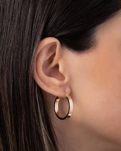 Boldly define your look with these 14k Gold Large Flat Hoop earrings, featuring an edgy, geometric shape and sharp edges for a thick, confident style. Outer Diameter: Approx. 25mm Inner Diameter: Approx. 18mm Width: Approx. 4mm Total Weight: Approx. 2.5 grams (per pair) Standard Production: 3-5 business days Rush Order Production: 2-3 business days Shipping: Select shipping method at checkout. Shipped from our L.A. Studio. This item is Final Sale. See here for details. Flat Hoop Earrings, Confident Style, Text Color, Geometric Shapes, Final Sale, Colorful Backgrounds, Gold Earrings, Jewelry Box, Hoop Earrings