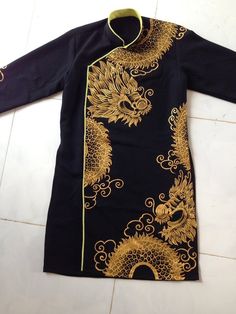 Black ao dai for men, Vietnamese traditional long dress, ao dai chu re, ao dai nam, Black, hand draw Fitted Long Sleeve Ao Dai For Ceremonial Occasions, Long Sleeve Fitted Ao Dai For Traditional Ceremonies, Fitted Black Kurta With Stand Collar, Traditional Long Sleeve Fitted Cheongsam, Fitted Long Sleeve Kurta With Gold Embroidery, Embroidered Long Sleeve Fitted Cheongsam, Embroidered Fitted Long Sleeve Cheongsam, Black Long Sleeve Dress For Traditional Ceremonies, Fitted Long Sleeve Embroidered Cheongsam