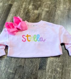 Personalized embroidered long sleeve bubble! Perfect for Fall! Embroidered Name Sweatshirt, Rainbow Names, Name Sweatshirt, Embroidered Name, Personalized Embroidered, Kids Sweatshirt, Kid Names, Gift Shop, Sweat Shirt