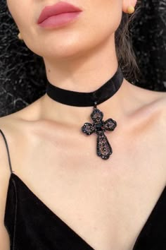 Gothic Large Choker with Black Cross Black Cross Jewelry For Halloween, Cross Choker For Party, Gothic Cross Pendant Jewelry For Party, Black Cross Pendant Jewelry For Halloween, Adjustable Gothic Cross Pendant Jewelry, Black Adjustable Crucifix Necklace, Black Cross Choker Necklace, Black Cross Choker As Gift, Adjustable Black Crucifix Necklace