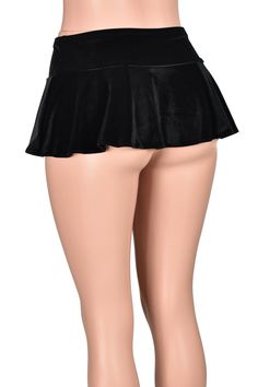 Mini Short Skirts, Short Low Waisted Skirt, Black Micro Mini Skirt Outfit, How To Make A Mini Skirt, Black Tights And Skirt Outfit, Micro Mini Outfit, Black Miniskirt Outfits, Very Short Skirt, Black Micro Mini Skirt