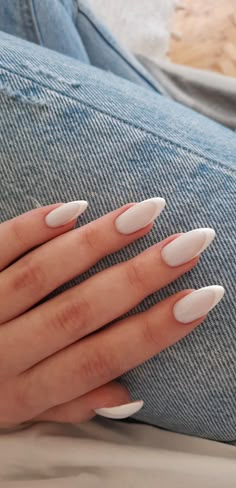 Summer Nails Diy, Burgundy Eye Makeup, Gem Tattoo, Vogue Nails, Nail Tip Designs, Short Almond Nails, Sassy Nails, Square Nail Designs, Different Nail Designs