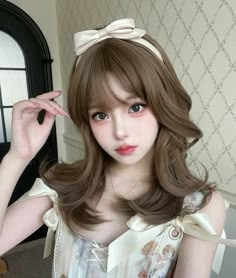 Honey Tea, Anime Hair, Asian Hair, Medium Hair Cuts, Long Curly Hair, Medium Length Hair Cuts, Long Curly