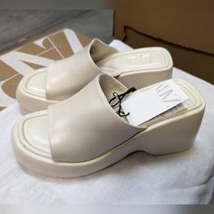 The Most Comfortable Platform Mule Slides Sandals For An Extra Height In A Modern White Chunky Lug Sole Style Sale Platform Sandals White, Sarah Core, Pink Platform Sandals, Wood Platform Heels, Zara Strappy, Pink Platform Heels, Mule Slides, Gold Platform Heels, Zara Style