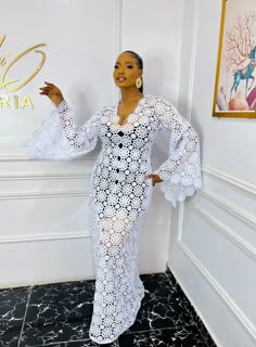 Cord Lace Dress Styles Nigerian, Cod Lace Dress Styles, Lace Caftan Styles For Women, Bubu Gown For Lace, White Caftan Dress For Women, Bubu Lace Style For Women, White Boubou Gown Styles, Latest Bubu Gown Styles Lace Fabrics, Simple White Lace Gown Styles Nigerian