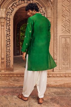 Buy Green Chanderi Silk Embroidery Samir Bloom Work Kurta And Salwar Set For Men by Seema Nanda Online at Aza Fashions. Unstitched Chanderi Sherwani With Dabka Work, Traditional Raw Silk Lawn Suit For Eid, Silk Sherwani With Dabka Work, Eid Silk Sherwani With Dupatta, Transitional Embroidered Raw Silk Lawn Suit, Unstitched Chanderi Kurta With Dabka Work, Eid Raw Silk Kurta With Dabka Work, Traditional Chanderi Sherwani With Dabka Work, Chanderi Sherwani With Dabka Work For Festivals