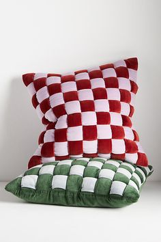 Artfully woven into a bold, checkered motif, this plush velvet pillow is a statement-making addition to any seat. | Larsen Chunky Woven Velvet Pillow by Anthropologie in Green, Size: 18" SQ, Cotton Throw Pillows Colorful, Square Pillows, Statement Cushions, Colorful Throw Pillow, Retro Cushions, Whimsical Throw Pillows, Plush Pillow, Red Cushions Living Room, Eclectic Pillows