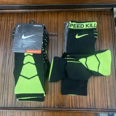 Offers Encouraged! Nwt Nike 2 Packages 4 Pair Of Socks Total Performance Cushioned Football Socks Black Yellow Neon Green Sx 4560 071 Sz Large Shoe Size 8-12 Women 10-13 All Socks In My Store Are Discontinued Overstock. They Have Been Stored In Boxes And The Packages May Reflect Some Wear. Please See My Store For Nike Socks And Products In Different Sizes And Colors. No Defects New With Tags Please See Other Colors And Sizes. Buy More Save More. All Reasonable Offers On Buying Multiples Are Cons Anti-odor Sports Socks For Winter, Winter Sports Anti-odor Socks, Sporty Anti-odor Winter Socks, Nike Anti-odor Socks For Sports, Nike Anti-odor Sports Socks, Fitted Black Sports Socks, Nike Non-slip Socks For Sports, Nike Non-slip Sports Socks, Nike Breathable Training Socks