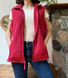 Vintage L.L. Bean women's fleece vest by EvergreenHollowCo on Etsy Outdoor Fleece Vest, Outdoor Sleeveless Fleece Vest, Sleeveless Fleece Vest For Outdoor, Fleece Vest Outfits For Women, Fleece Vest Outfit, Vest Outfits For Women, Granola Girl, Vest Outfits, Fleece Vest