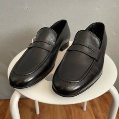 Made In Italy, Brand New In Its Box Black Square Toe Oxfords For Business, Elegant Black Square Toe Oxfords, Black Square Toe Loafers For Business, Modern Black Loafers For Formal Occasions, Modern Black Tassel Loafers For Formal Occasions, Black Pointed Toe Moccasins For Business, Modern Black Business Loafers, Business Leather Slip-on Shoes With Square Toe, Black Pointed Toe Formal Moccasins